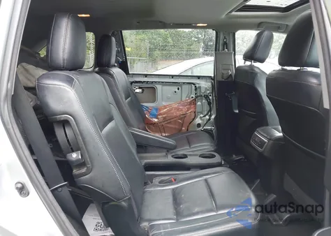 2018 Toyota Highlander Xle from USA, damaged, VIN 5TDKZRFH5JS542967